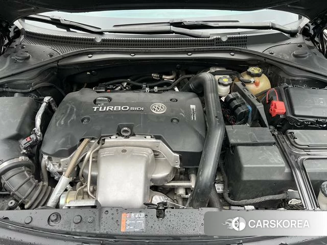 Buick Lacrosse id 4234843 из Китая 8
