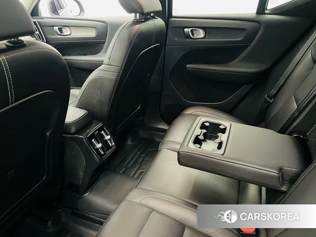 Volvo XC40 id 4211596 из Китая 8