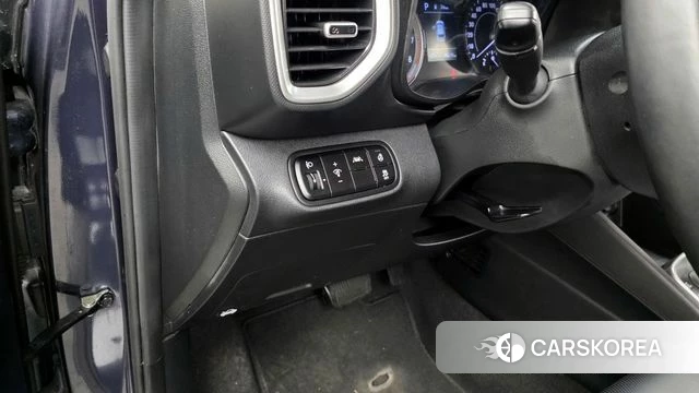 Hyundai Venue id 4187350 из Кореи 8