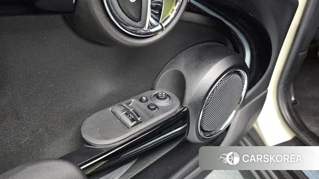 Mini Cooper id 3530731 из Кореи 8