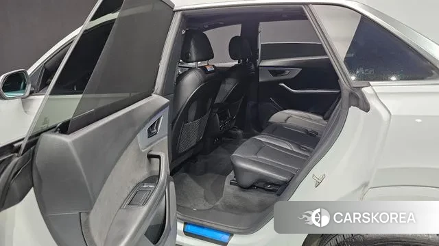 Audi Q8 (4M) id 2985095 из Кореи 8