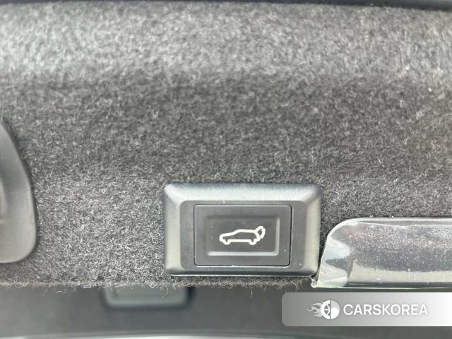 Audi A4L id 4240331 из Китая 8