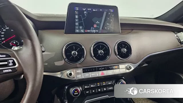 Kia Stinger id 3009345 из Кореи 8