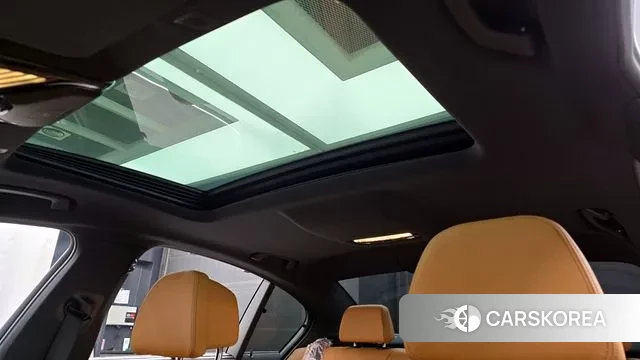 BMW 5 Series (G30) id 3560868 из Кореи 8