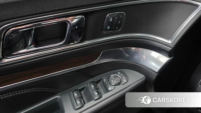 Ford Explorer id 3801701 из Кореи 8