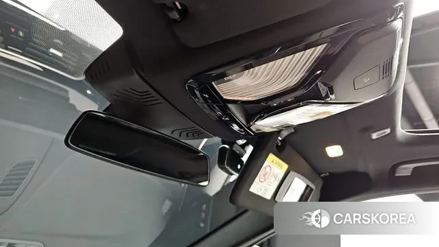 BMW 5 Series (G30) id 3053821 из Кореи 8