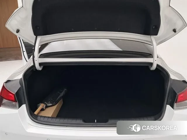 Hyundai Avante Hybrid (CN7) id 3468865 из Кореи 8