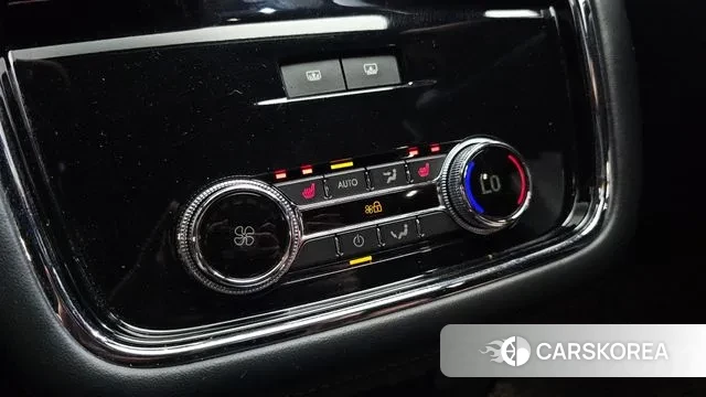 Lincoln Navigator 4th generation id 3008075 из Кореи 8