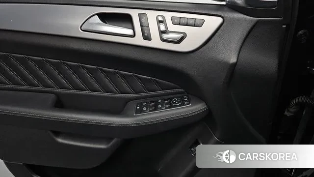 Mercedes-Benz GLE - Class W166 id 3574153 из Кореи 8