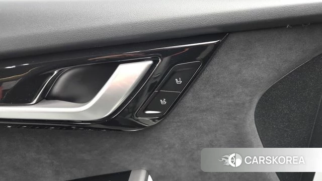 Kia EV6 id 4195531 из Кореи 8