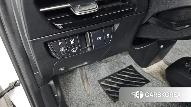 Kia EV6 id 3432445 из Кореи 8