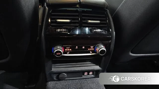 BMW 5 Series (G30) id 3319030 из Кореи 8