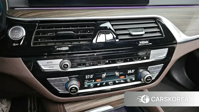 BMW 5 Series (G30) id 3727836 из Кореи 8