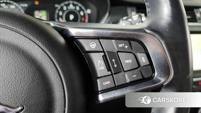 Jaguar E-PACE id 4197176 из Кореи 8