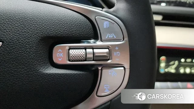 Genesis GV70 id 3388805 из Кореи 8