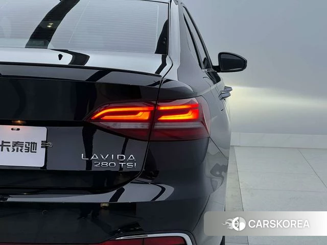 Volkswagen Lavida id 4273689 из Китая 8