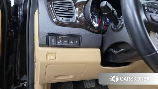 Kia The New Carnival id 4568308 из Кореи 8