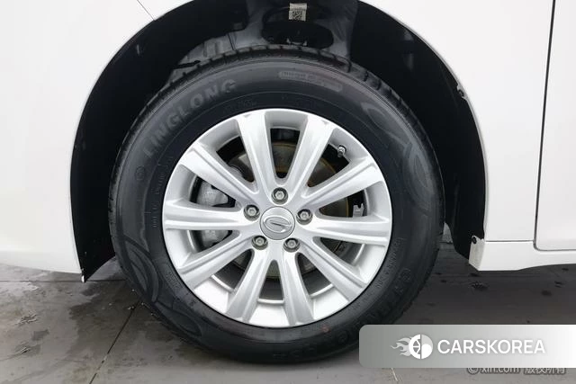 GAC Trumpchi Trumpchi M6 id 4210322 из Китая 8