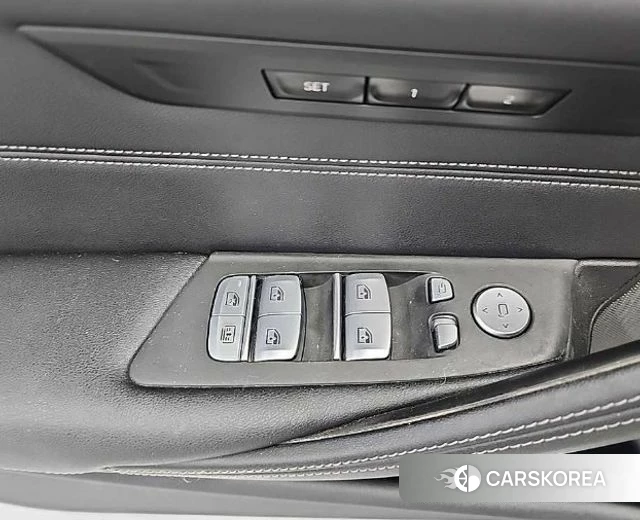 BMW 5 Series (G30) id 4444516 из Кореи 8