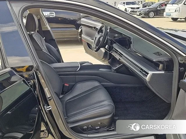 Hyundai Grandeur (GN7) id 3734849 из Кореи 8