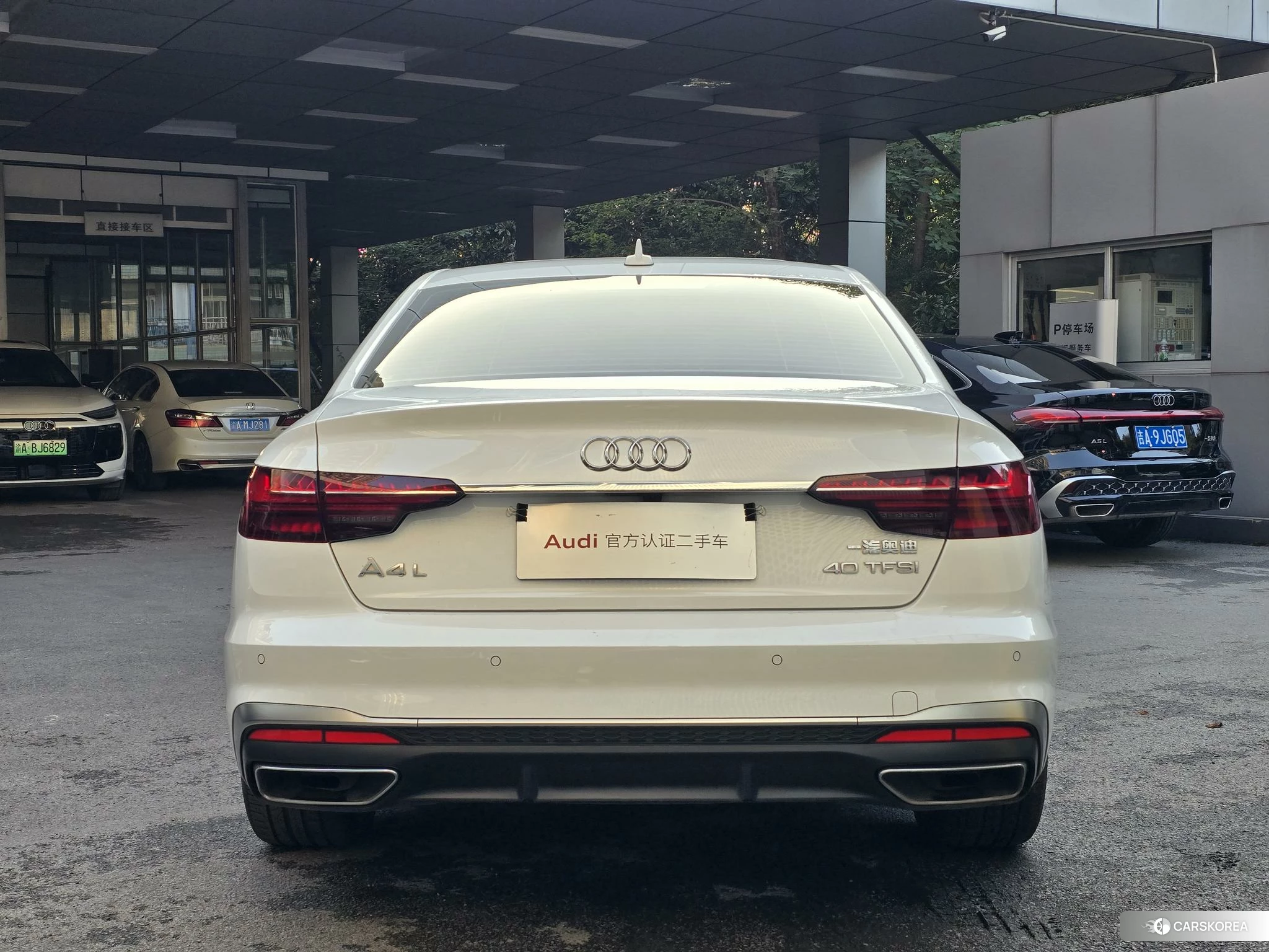 Audi A4L id 4420043 из Китая 8