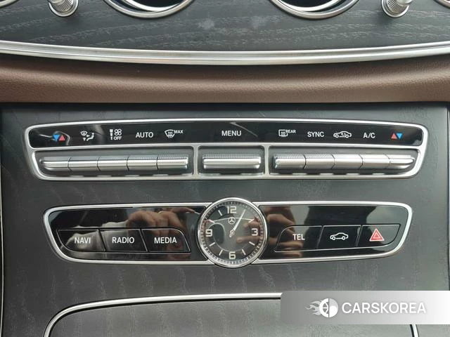 Mercedes-Benz E-class id 4235033 из Китая 8