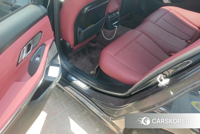 BMW 3 series id 4307385 из Китая 8