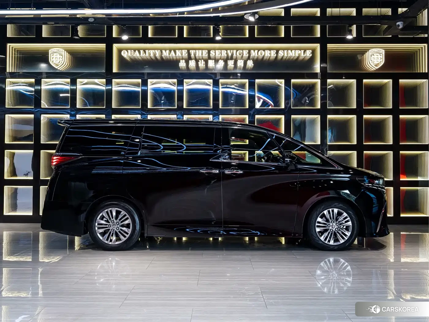 Toyota Elfa id 4679868 из Китая 8
