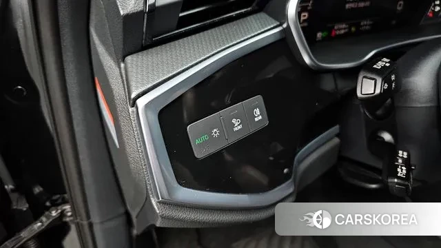 Audi Q3 (F3) id 3262521 из Кореи 8