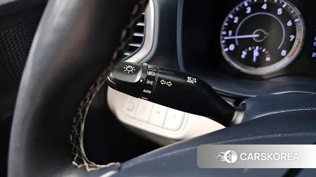 Hyundai Venue id 3004407 из Кореи 8