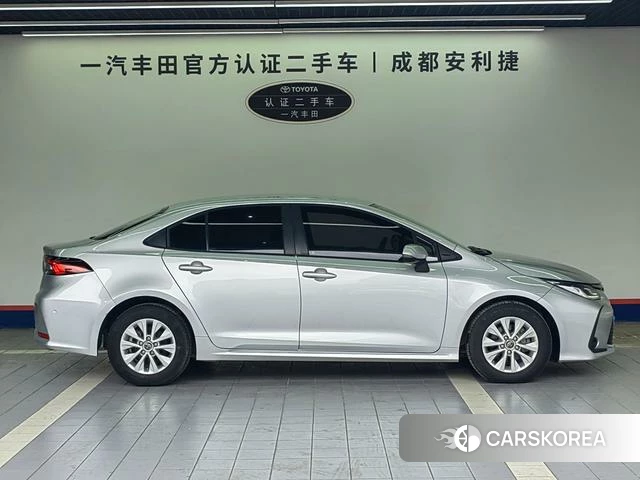 Toyota Corolla id 4261022 из Китая 8