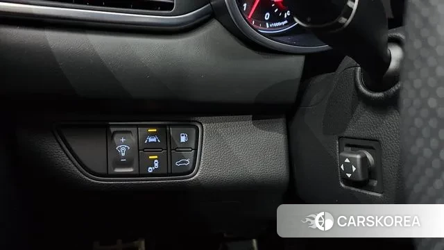 Genesis G70 id 3345450 из Кореи 8