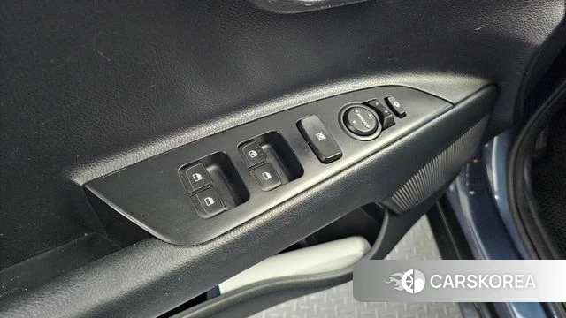 Kia Stonic id 4246220 из Кореи 8