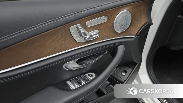 Mercedes-Benz E-Class W213 id 3834324 из Кореи 8
