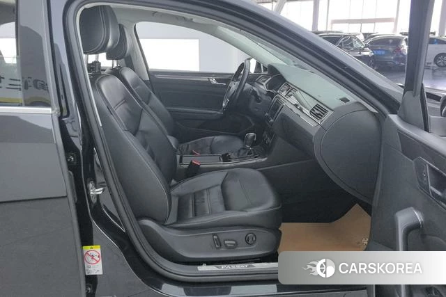 Volkswagen Passat id 4212201 из Китая 8