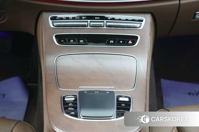 Mercedes-Benz E-class id 3919584 из Китая 8