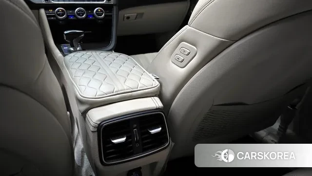 Genesis G70 id 3504876 из Кореи 8