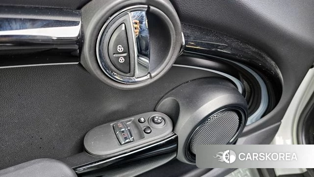 Mini Cooper id 3806321 из Кореи 8