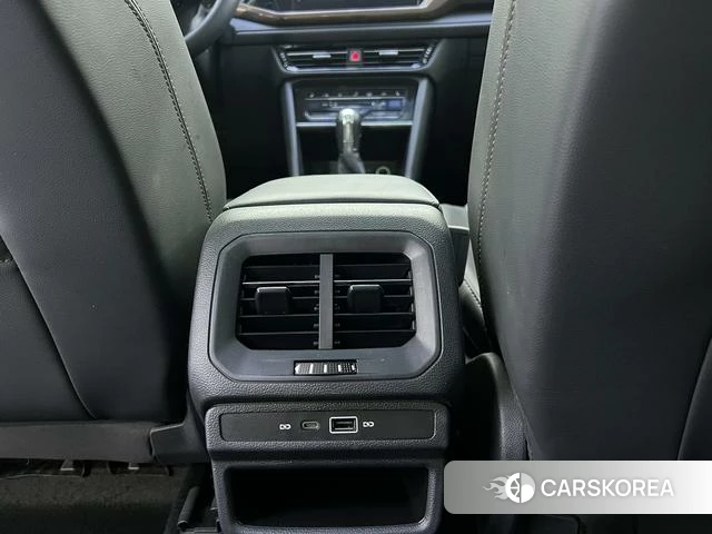 Volkswagen Tuyue id 4213192 из Китая 8