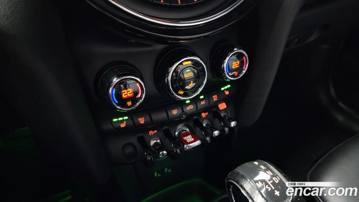 Mini Cooper Convertible id 2122044 из Кореи 8