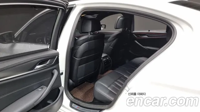 BMW 5 Series (G30) id 2874225 из Кореи 8