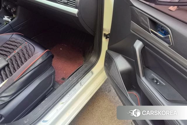 Volkswagen Lavida id 4298215 из Китая 8