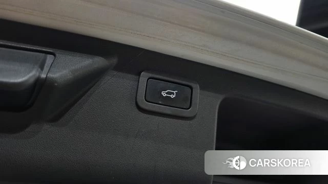 Land Rover Discovery Sports id 4760120 из Кореи 8