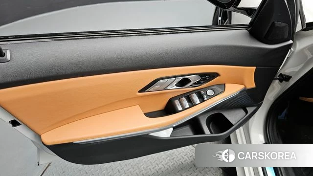 BMW 3 Series (G20) id 3884174 из Кореи 8