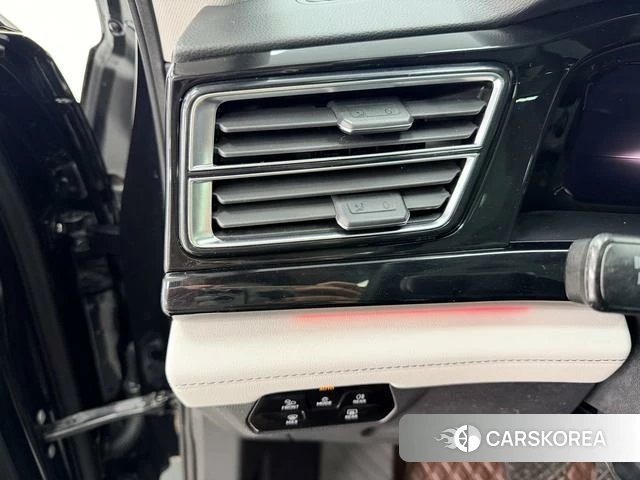 Volkswagen Tourang id 4307428 из Китая 8