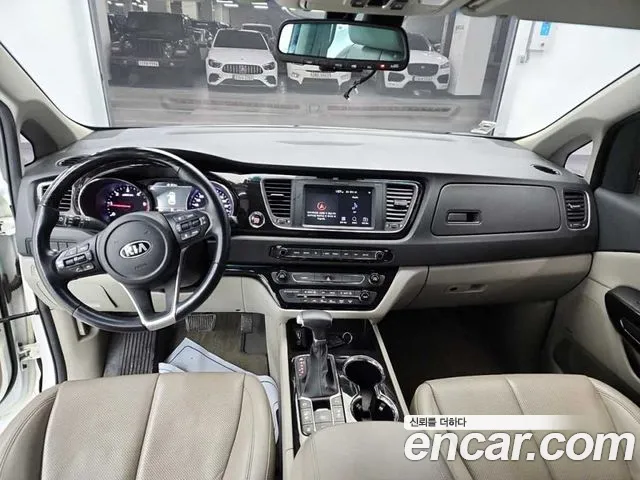 Kia The New Carnival id 2706931 из Кореи 8