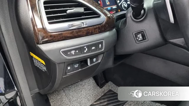 Genesis G90 id 3672127 из Кореи 8