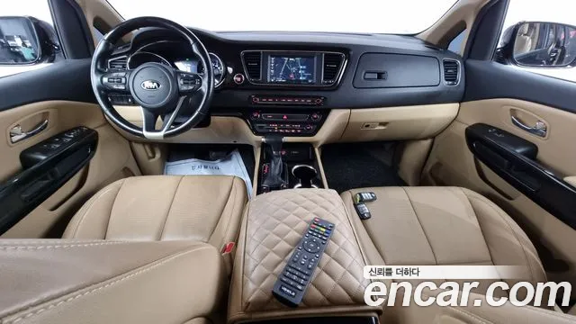 Kia The New Carnival id 2576159 из Кореи 8