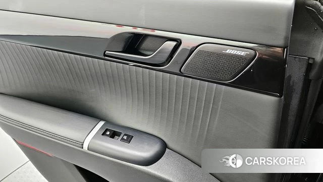 Hyundai Grandeur Hybrid (GN7) id 3786926 из Кореи 8