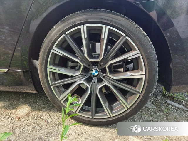 BMW 7 Series (G11) id 4293200 из Кореи 8